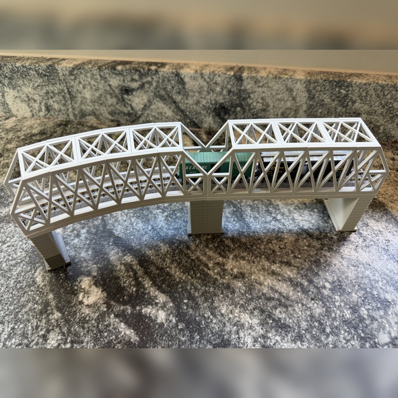 Modular Bridge, X-Beam Single Track Straight 186 mm, for Kato Unitrack (N scale) - with 2 Pillars — photo 1