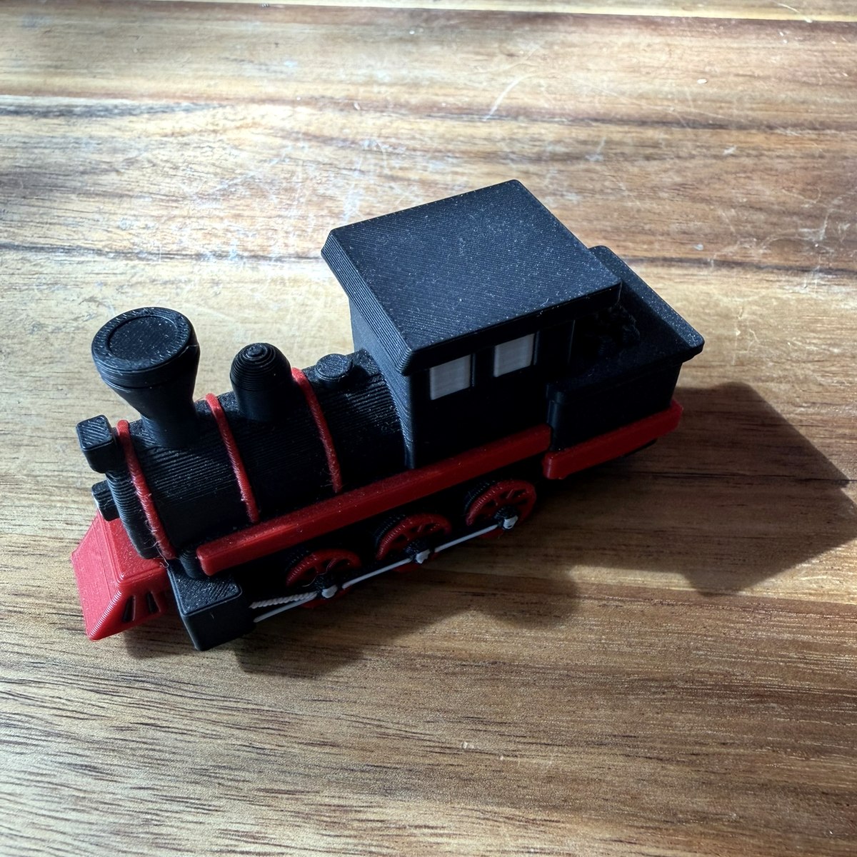 mount_trains Logo Piece — photo 1
