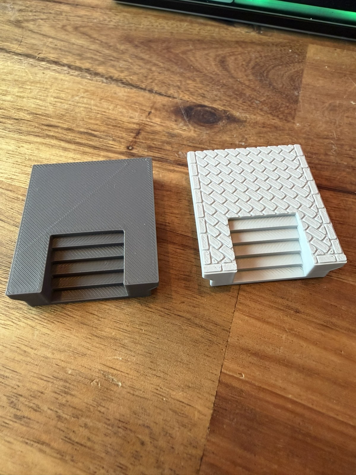 Modular Platform, End Cap with Stairs — photo 2