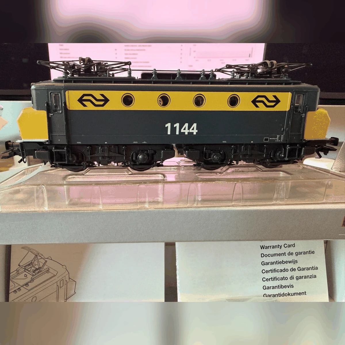 Märklin 37241 - NS Series 1100 Electric Locomotive 1144 (digital)