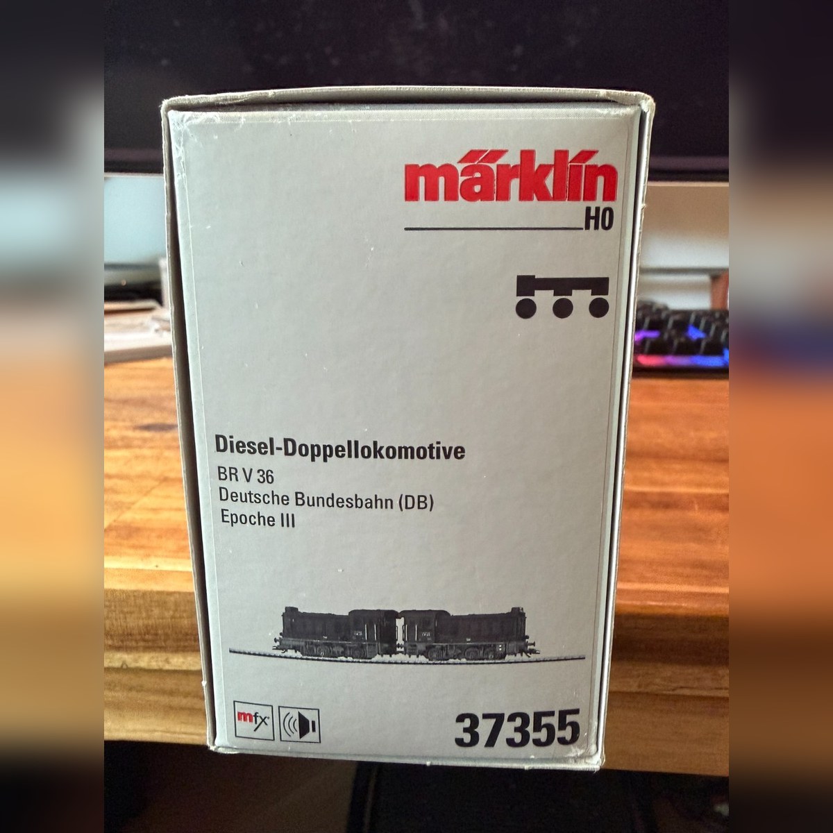 Märklin 37355 - Class V 36 Double Diesel Locomotive, DB (mfx digital, sound) — photo 6