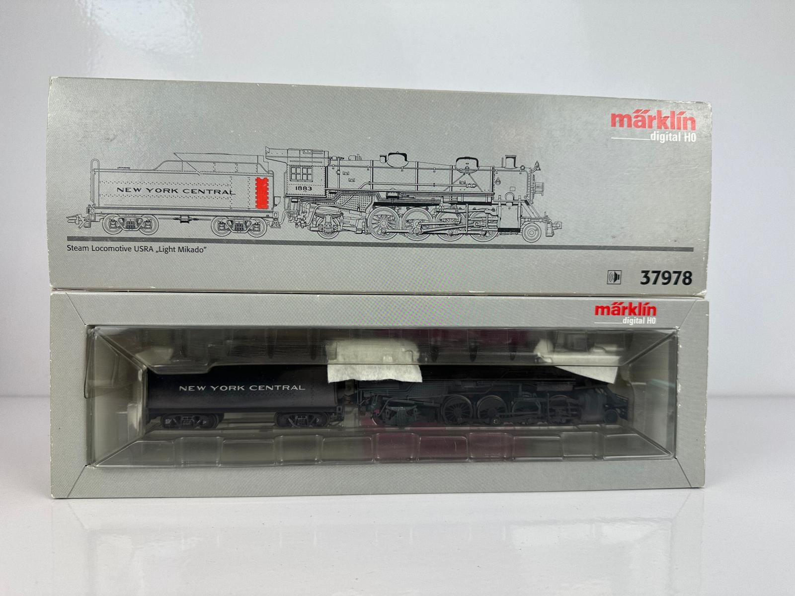 Märklin 37978 - Mikado 2-8-2 Steam Locomotive, New York Central (weathered) — photo 8